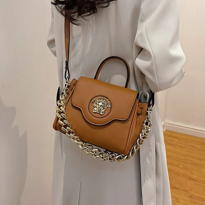 High-End Minimalist Messenger Bag Fashionable For Women With Large Capacity Casual Business Solid Color