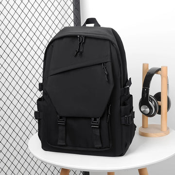 Simple solid color backpack,  travel backpack, plenty of storage space, very suitable for commuting, school, work and going out.