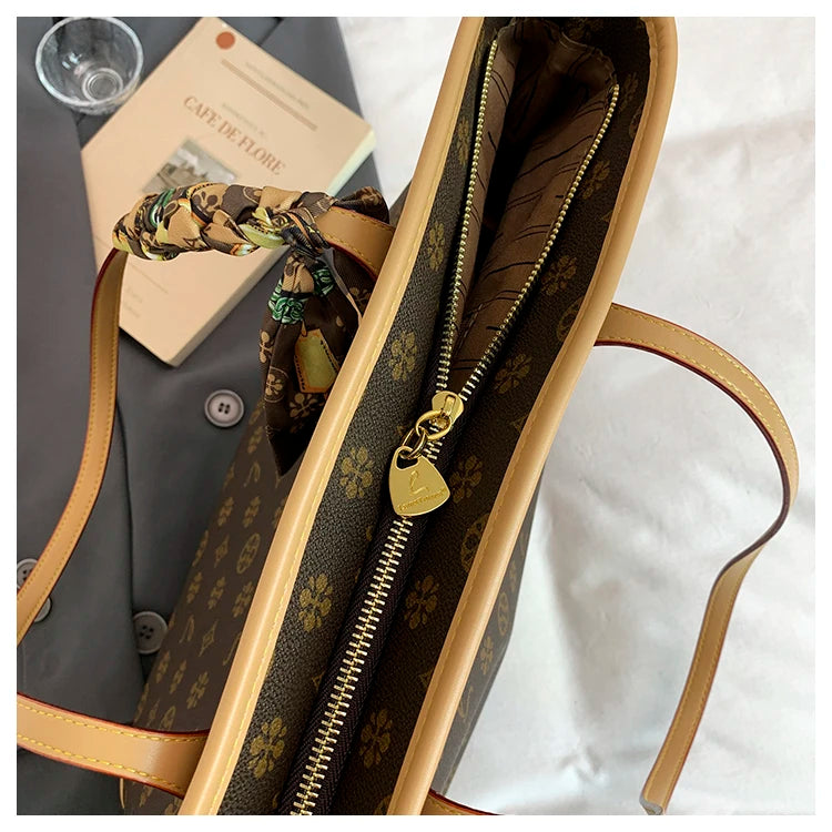 Women's Messenger Bag Leather Crossbody Handbag, Famous Designer Shoulder Tote Popular Classic Elegant Design For Outings