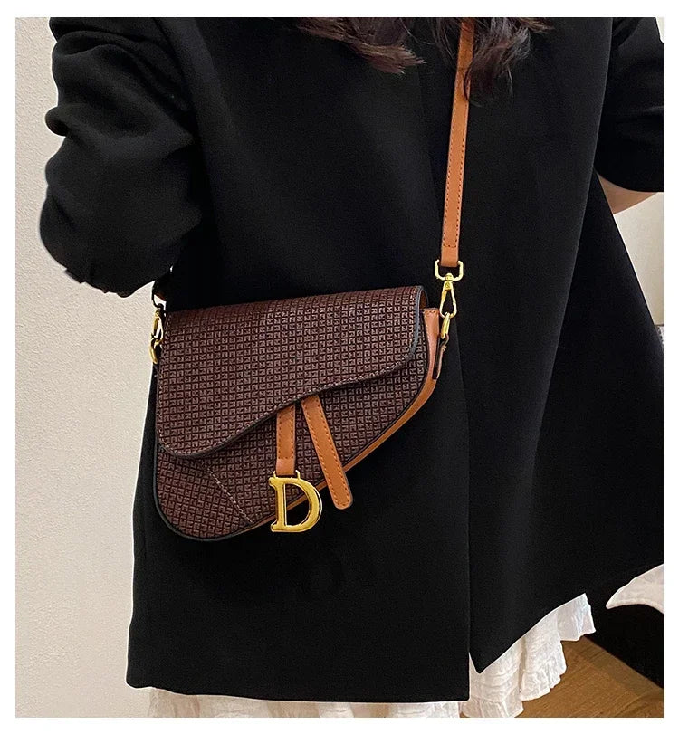 Elegant Messenger Bag for Ladies, Leather Shoulder Crossbody By Famous Designer, Women's Handbag Popular Classic