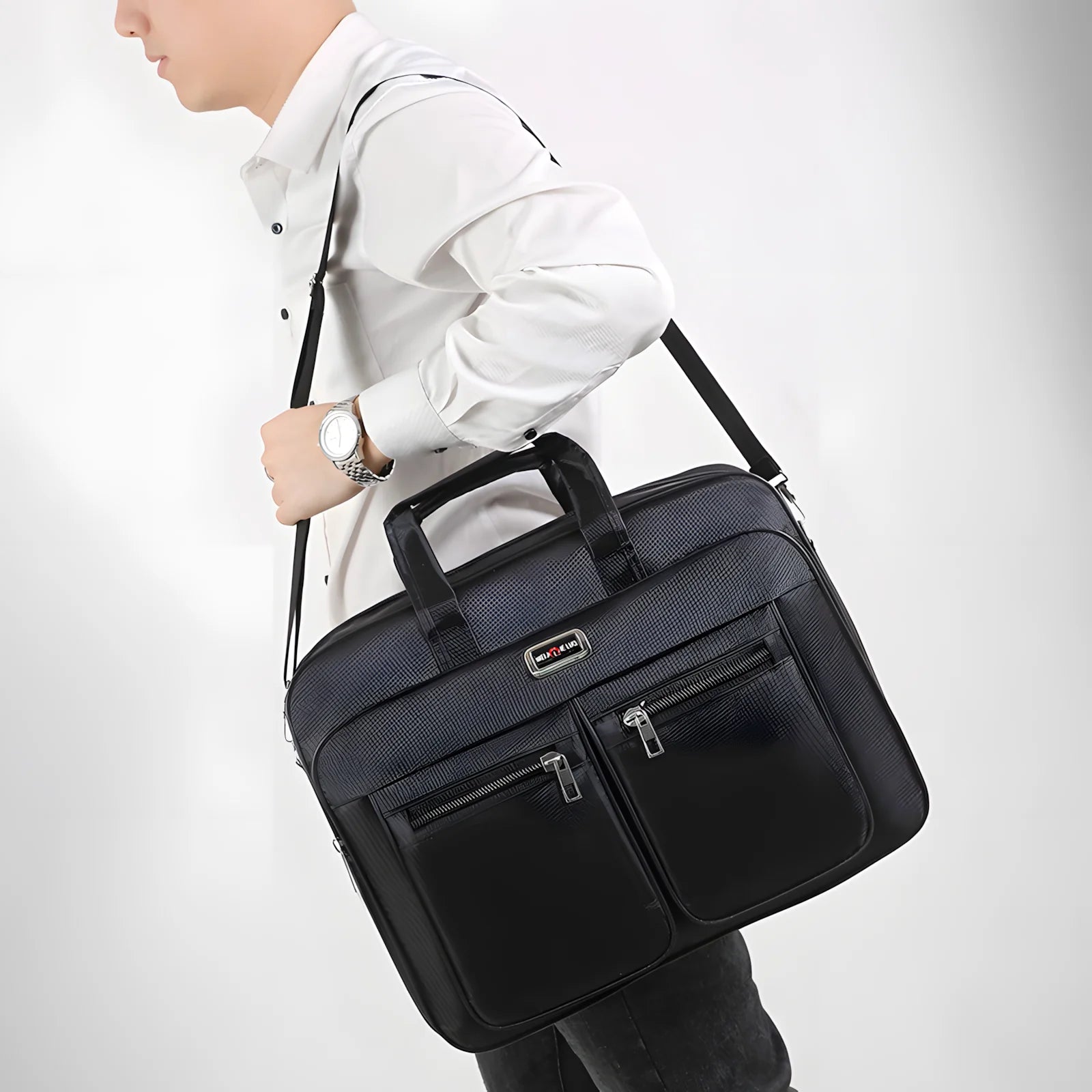 Men's Large-Capacity Business Briefcase, Portable Multi-Functional Shoulder Bag, Multi-Pocket Handbag Suitable for Business and Casual Use